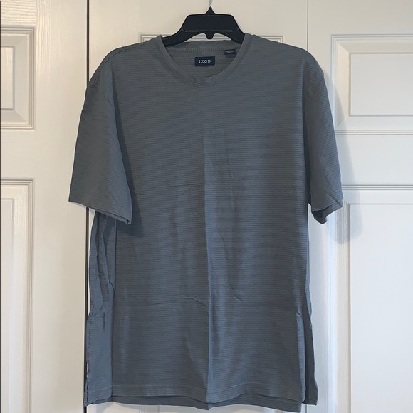 Izod Shirt. EUC. - Picture 1 of 8